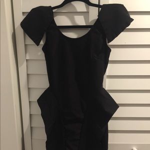Black sleeveless peplum dress
